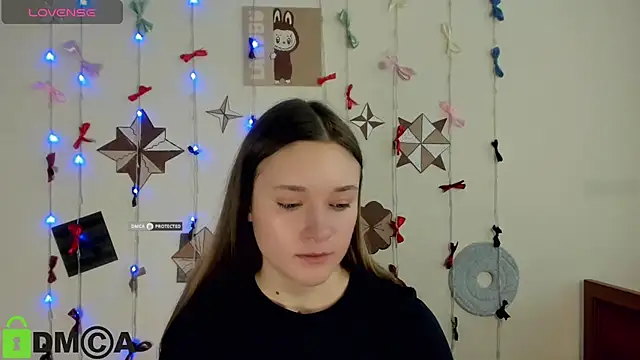 Elina X online show from June 21, 2026, 1:35 pm