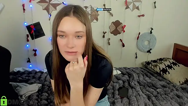 Elina X online show from July 6, 2026, 11:18 am