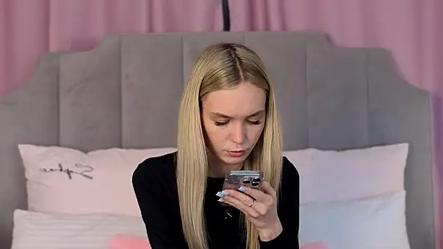 Snapshot of NikkiRyx chatting on May 30, 2026, 3:53 pm NikkiRyx online show from May 30, 2026, 3:53 pm