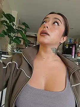 foxxy lover online show from June 25, 2026, 4:00 pm