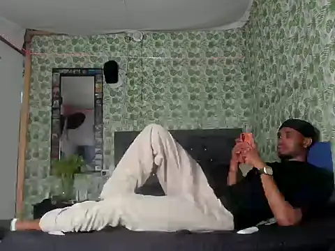 Snapshot of Kofi_exotic_2 chatting on May 19, 2026, 12:05 am Kofi exotic 2 online show from May 19, 2026, 12:05 am