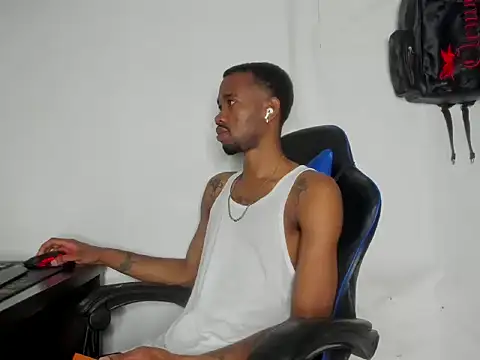 Snapshot of Kofi_exotic_2 chatting on May 23, 2026, 10:14 pm Kofi exotic 2 online show from May 23, 2026, 10:14 pm