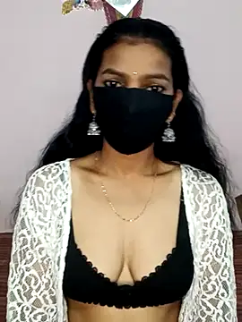 hot kimaya online show from July 4, 2026, 1:06 pm
