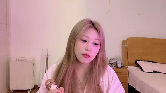 Snapshot of SM_JIAJIA_ZL chatting on June 23, 2026, 12:14 pm SM JIAJIA ZL online show from June 23, 2026, 12:14 pm