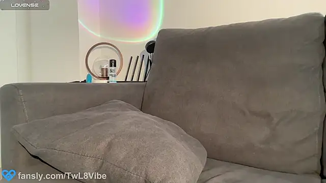 twl8vibe online show from July 6, 2026, 3:03 pm