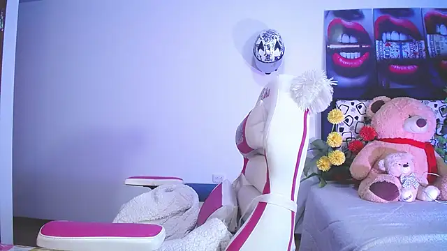lika little0 online show from June 19, 2026, 11:08 pm