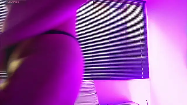 Eva Err online show from July 22, 2026, 9:50 pm