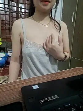 NinaKey online show from July 6, 2026, 3:36 pm