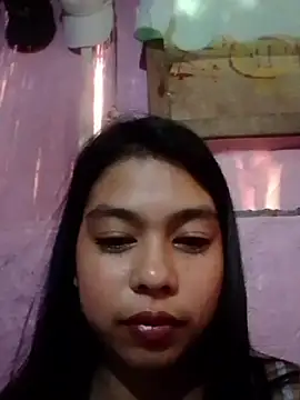 Snapshot of Heavens_night04 chatting on July 2, 2026, 3:23 am Heavens night04 online show from July 2, 2026, 3:23 am
