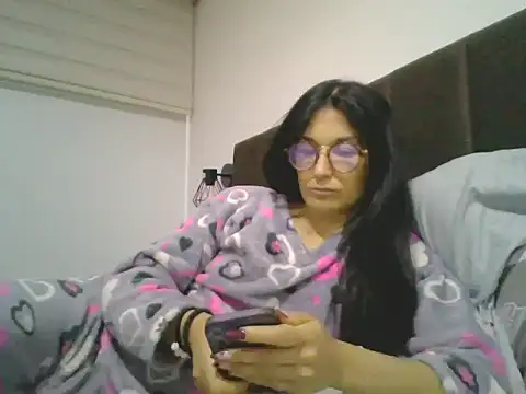 Snapshot of sweetsensations chatting on April 8, 2026, 11:05 pm sweetsensations online show from April 8, 2026, 11:05 pm