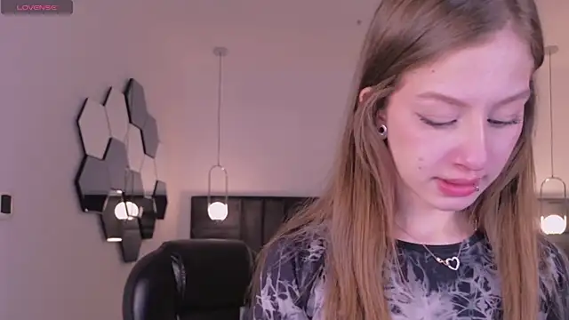 IsabellaMorettiX online show from July 19, 2026, 5:22 am