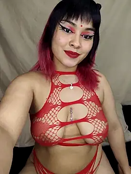 zoe love18 online show from March 12, 2026, 4:29 am