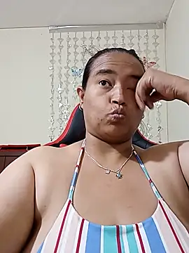 BustySexy Nataly online show from May 17, 2026, 3:52 pm