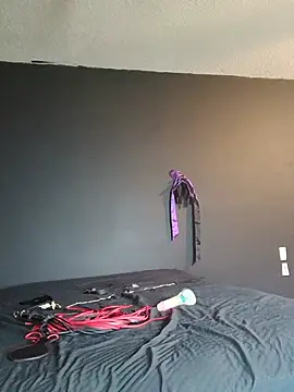 bisexyprincesss online show from July 9, 2026, 7:07 pm