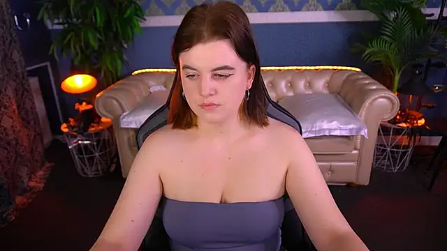 Snapshot of KristiFoxy chatting on May 28, 2026, 12:35 pm KristiFoxy online show from May 28, 2026, 12:35 pm