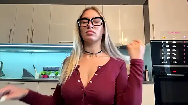 SoftnessMila online show from June 27, 2026, 8:14 pm