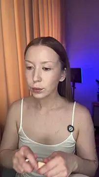 Snapshot of Velvet_Hell chatting on April 8, 2026, 9:09 am Velvet Hell online show from April 8, 2026, 9:09 am