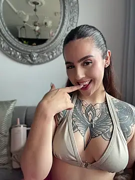 Im Anto online show from July 26, 2026, 4:58 pm