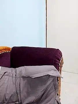 Baby dall1 online show from July 31, 2026, 9:47 pm