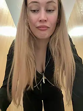 blonde exe online show from April 23, 2026, 3:25 pm