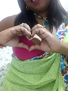 Snapshot of Archana_achu143 chatting on July 28, 2026, 2:57 pm Archana achu143 online show from July 28, 2026, 2:57 pm