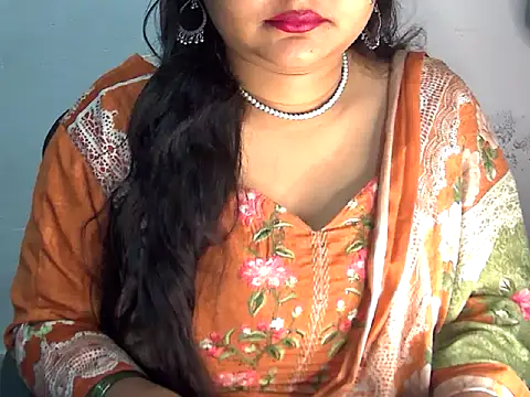 Saniya K2 online show from March 18, 2026, 5:27 pm