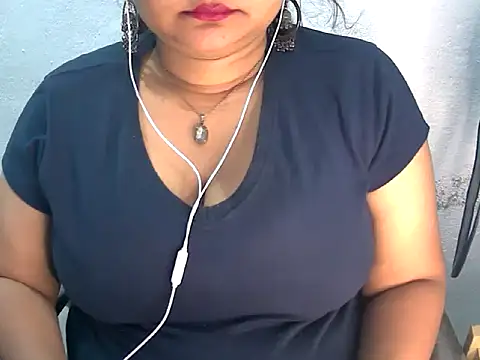 Snapshot of Saniya_K2 chatting on July 14, 2026, 5:07 pm Saniya K2 online show from July 14, 2026, 5:07 pm