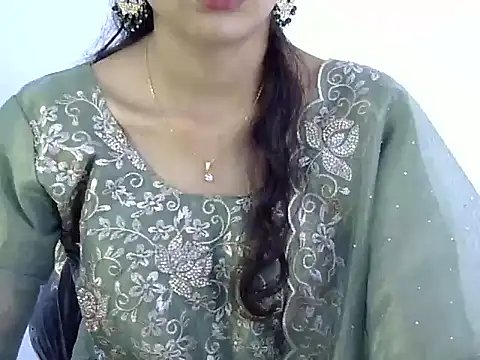 Mehaak  online show from May 22, 2026, 8:32 am