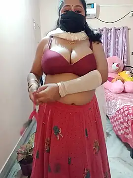 Lovely-Lina7 online show from June 4, 2026, 9:21 pm