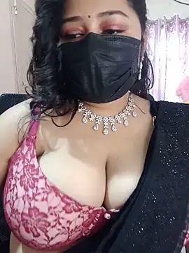 Lovely-Lina7 online show from June 14, 2026, 12:19 am
