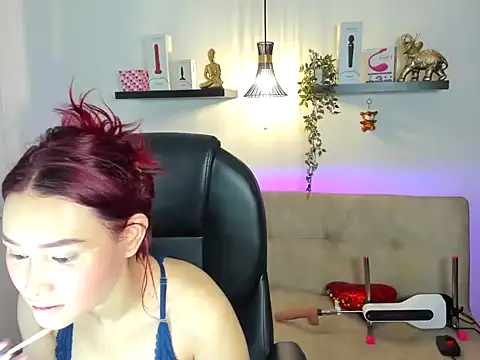 naomy stanley online show from June 17, 2026, 12:24 am