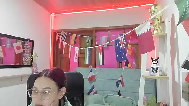 naomy stanley online show from July 9, 2026, 3:43 am