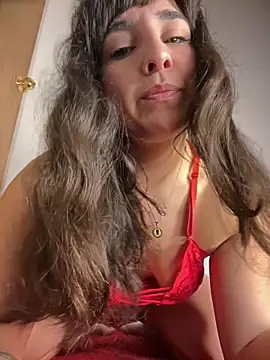Snapshot of Latinaelisa chatting on June 13, 2026, 3:04 am Latinaelisa online show from June 13, 2026, 3:04 am