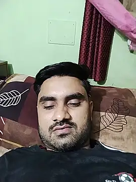 loyalboy 0052 online show from July 10, 2026, 9:17 pm
