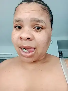 Sweet-Bella17 online show from July 4, 2026, 9:26 am