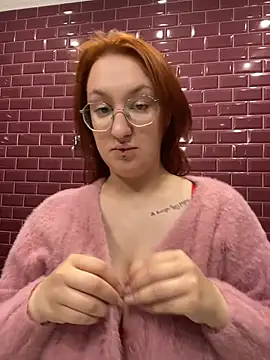 SpicyFox  online show from July 16, 2026, 2:34 pm