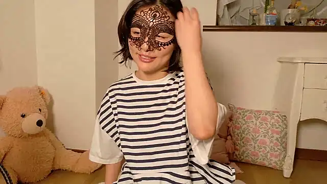 Mochi-Momo online show from June 13, 2026, 2:26 pm