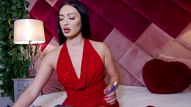 VictoriaLanes online show from June 12, 2026, 4:22 am
