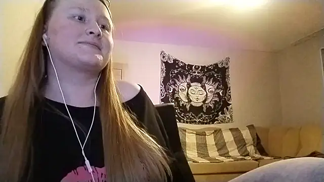 Snapshot of AnikaLipps chatting on April 18, 2026, 2:59 am AnikaLipps online show from April 18, 2026, 2:59 am