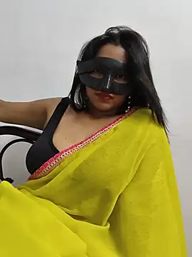 Cute-aryaa online show from June 21, 2026, 8:55 pm