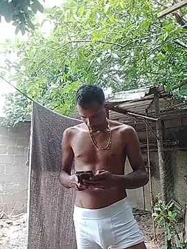 blackhot22c online show from July 8, 2026, 6:23 pm