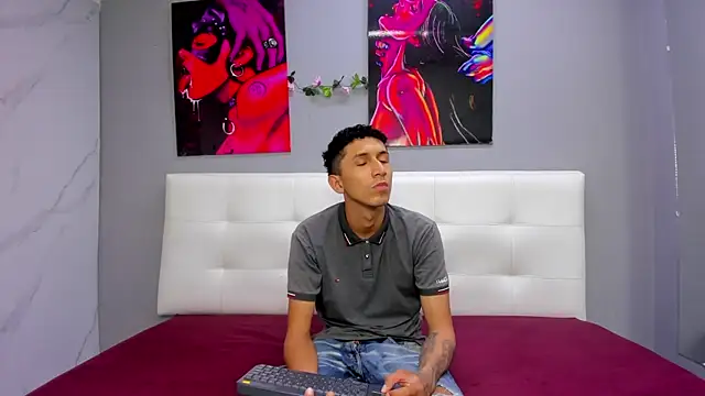 ahsly78Bryan online show from July 6, 2026, 8:33 pm