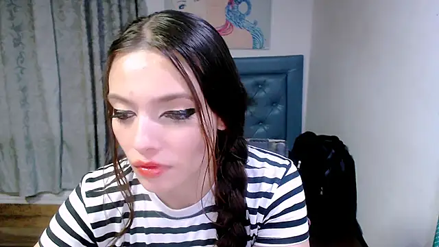 Snapshot of cherrys_cherrys chatting on April 22, 2026, 3:42 am cherrys cherrys online show from April 22, 2026, 3:42 am