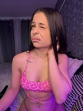 Olivia Noor online show from July 15, 2026, 5:29 pm