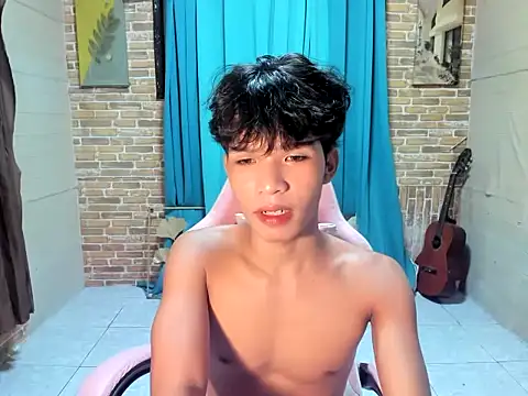 Nick cummer12 online show from July 15, 2026, 4:34 pm