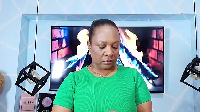 Snapshot of sharon_noa chatting on May 14, 2026, 2:13 pm sharon noa online show from May 14, 2026, 2:13 pm