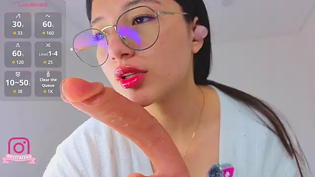 eva depp  online show from July 15, 2026, 11:48 am