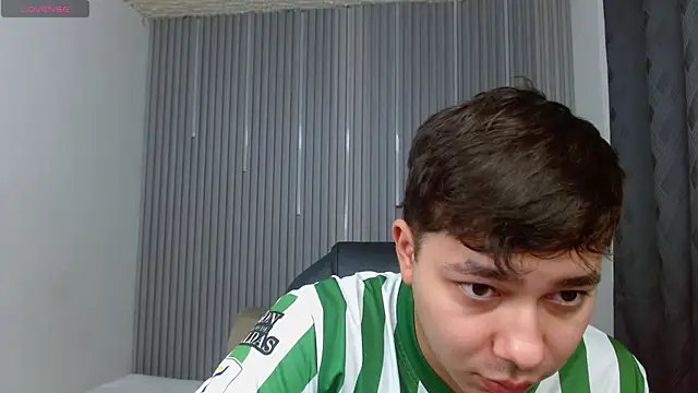 Julian Smith21 online show from July 10, 2026, 4:06 am