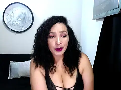 Snapshot of Nerea_Boolsara8 chatting on July 9, 2026, 2:04 am Nerea Boolsara8 online show from July 9, 2026, 2:04 am