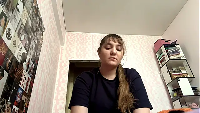 JanineThielman online show from June 16, 2026, 10:07 am